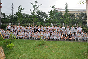 金川樂器箱包員工大合照